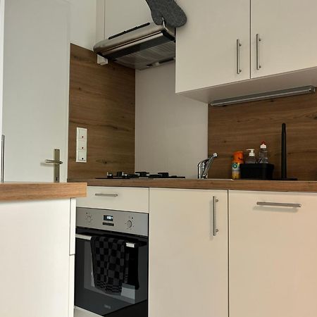Urban-Elegance Silent-Garden Apartment Wina Bagian luar foto